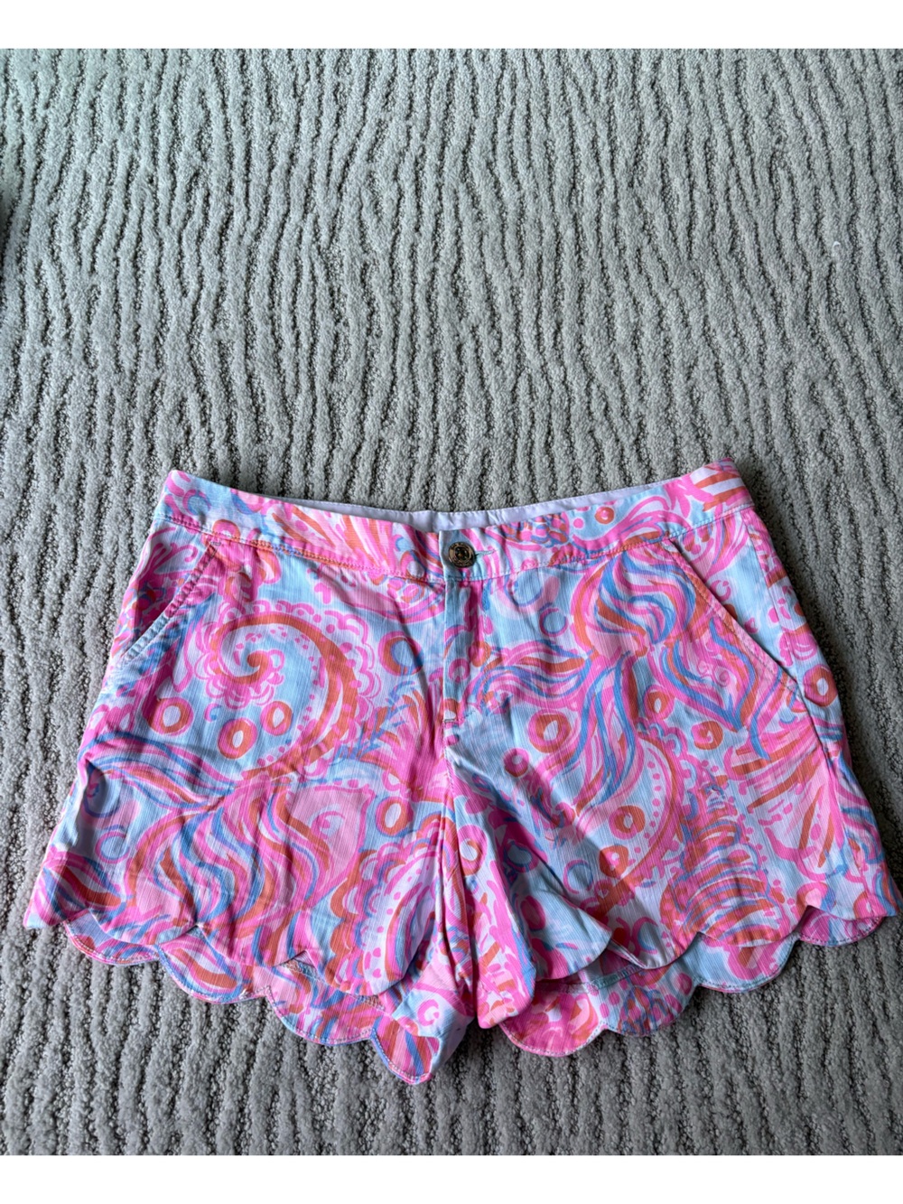 Lilly Pulitzer Pink & Blue Paisley High-Waist Scallop Shorts